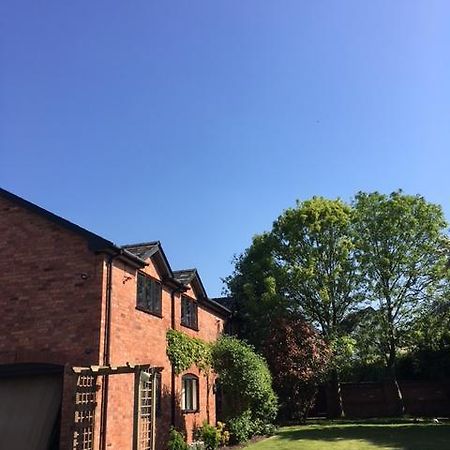 Eccleshall Bed And Breakfast Buitenkant foto